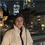 Mathe-Tutorin für Schüler*innen aller Altersstufen